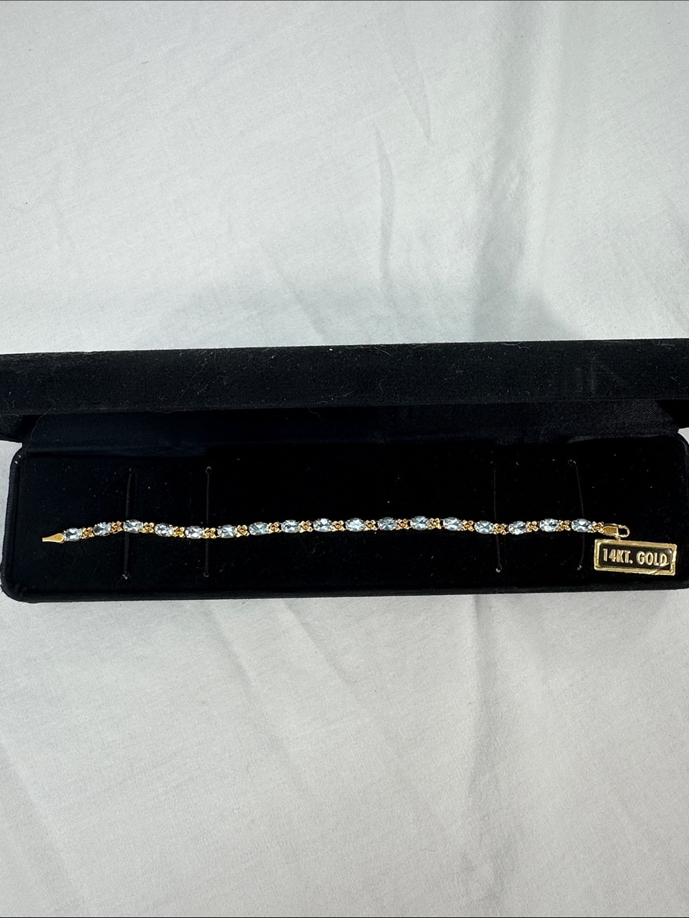 14KT Gold Light Blue Oval Topaz Or Aquamarine 7 1/4" Tennis Bracelet 6.2 Gm